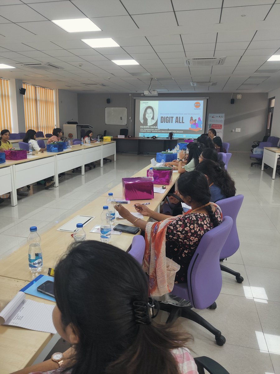 Rashmi_S149's tweet photo. Celebrating Women's Day at  IOCL , Paradeep with a session on DigitAll. A session that ended smiles with #lifecoachrashmisaha #iwd23 #transforminglives #tedxspeaker #nlp #lifecoachingforwomen #womenempowerment #muktymission #MentalHealthMatters https://t.co/KYKSsGpClB
