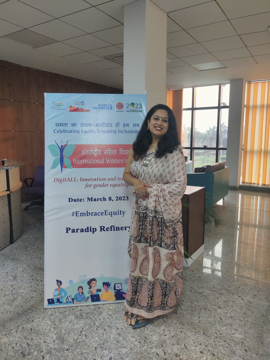 Rashmi_S149's tweet photo. Celebrating Women's Day at  IOCL , Paradeep with a session on DigitAll. A session that ended smiles with #lifecoachrashmisaha #iwd23 #transforminglives #tedxspeaker #nlp #lifecoachingforwomen #womenempowerment #muktymission #MentalHealthMatters https://t.co/KYKSsGpClB