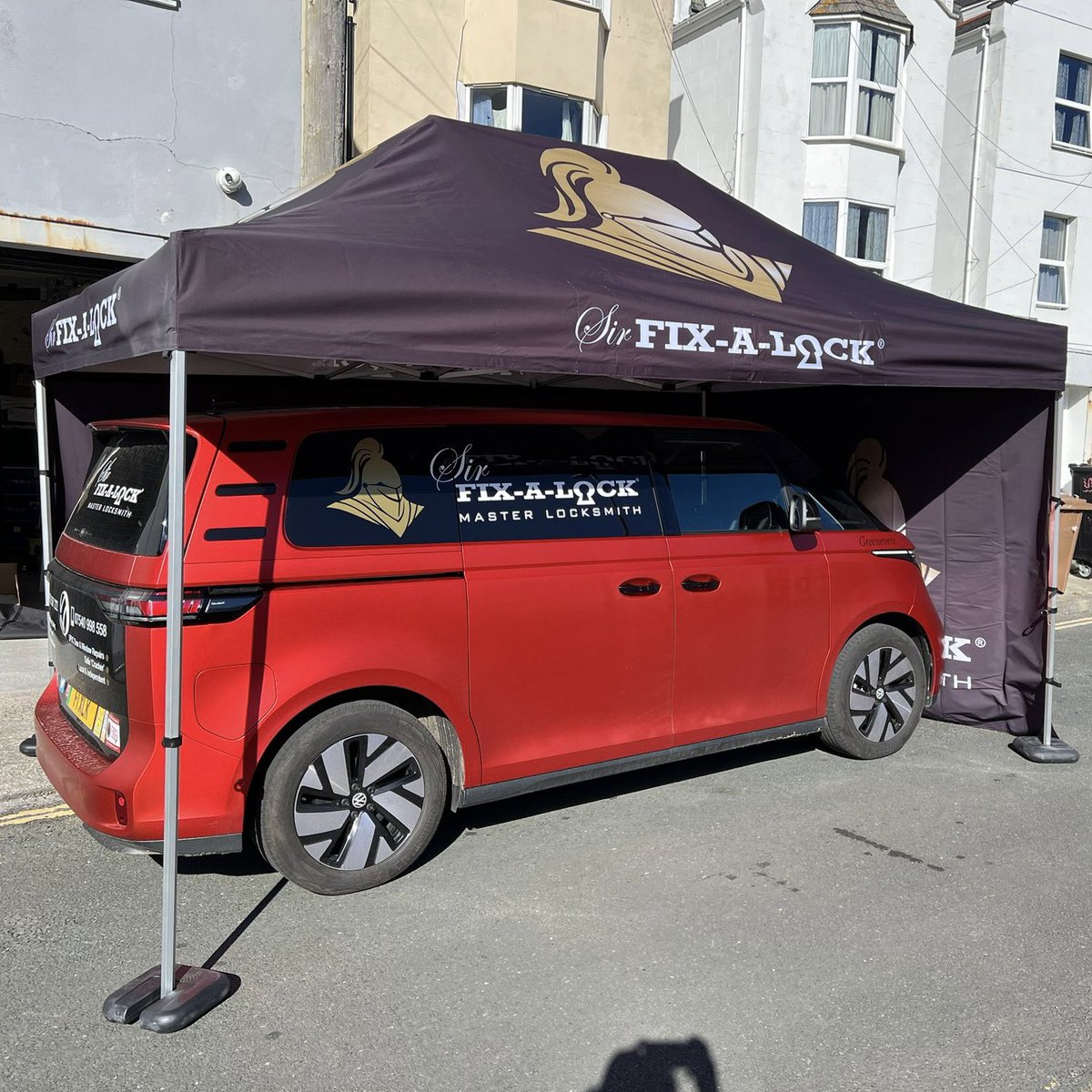 nettlplym's tweet photo. Have a look-see at this gazebo we designed and printed for @sirfixalock. Do let us know if you need any expo or outdoor displays.
https://t.co/vrm69kIHt9
#gazebo #brandedgazebo #expodisplay #signs https://t.co/4SSiIFNn0v