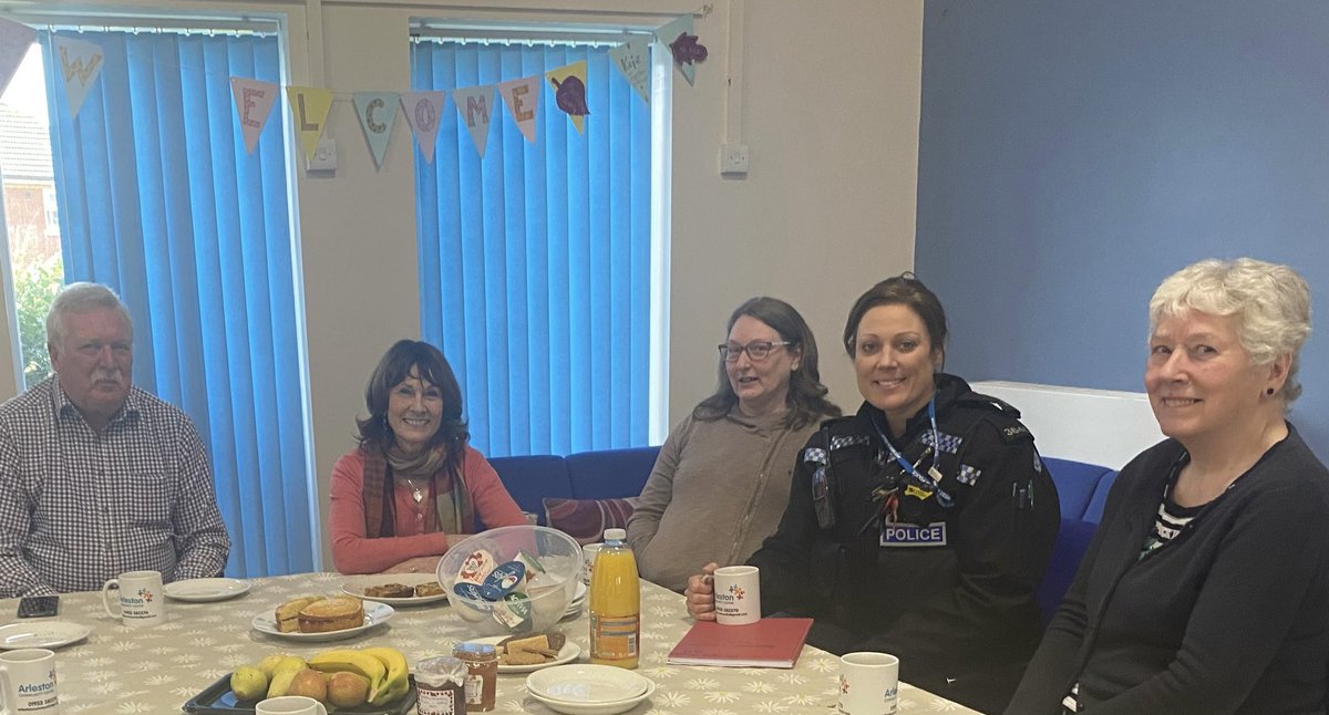 Great to catch up with PC Jess Hindley and some #Arkeston residents yesterday to talk scout local issues at our Warm Spaces session  at Arleston Community Centre.
