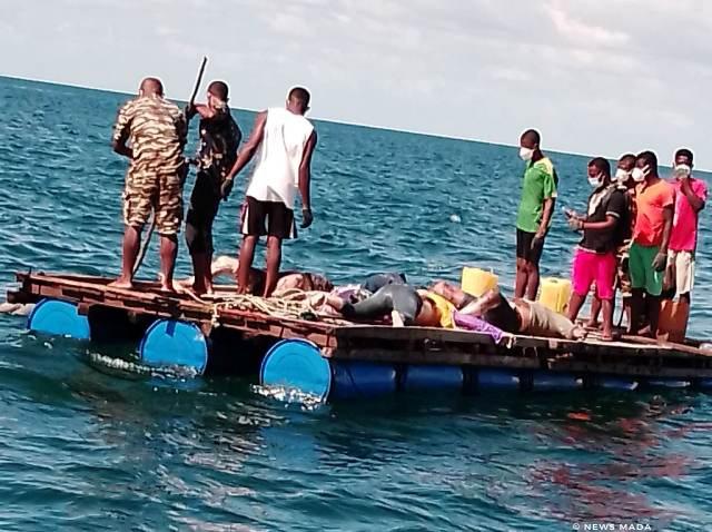 HR__Officiel's tweet photo. Mes condoléances aux familles des victimes du naufrage en mer au large d'Ambilobe. Cela nous rappelle l’urgence de trouver des solutions durables pour aider les gens à construire un avenir meilleur chez nous et ne pas risquer leur vie en cherchant probablement à fuir la pauvreté https://t.co/qpNzY4ihii