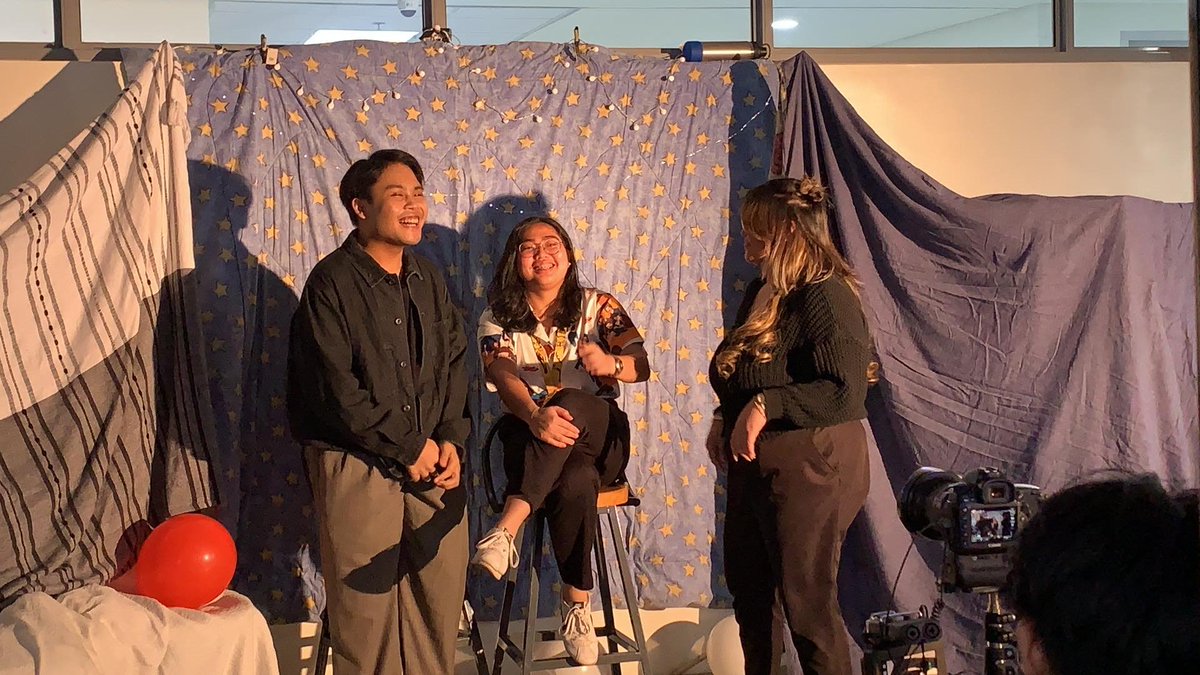 USTSHSVirtuoso's tweet photo. Kulitan, Kamustahan 🤩

Kamusta na kaya ang everyone? 💭

Let's now do a quick check on our Beloved Virtuosos ✅💞

#UpForASweetLullaby
#GettingTheZsWithVT
#GetTheJamsOn https://t.co/avrNbtsa9w