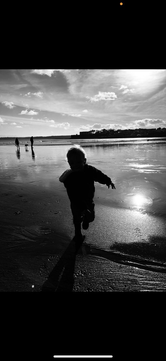 HextRachel's tweet photo. My life pre covid? Running after my children, endless energy to play. Covid robbed me of precious years with my babies, it’s a life of chronic illness now. #LongCovidAwareness #HeroToZero #ClappedUsNowBackUs @KeyWorkerPetUK @LCNMUK @LongCovidSOS @AntonyLoveless @LongCovidAdvoc https://t.co/iNHzTPjeLl