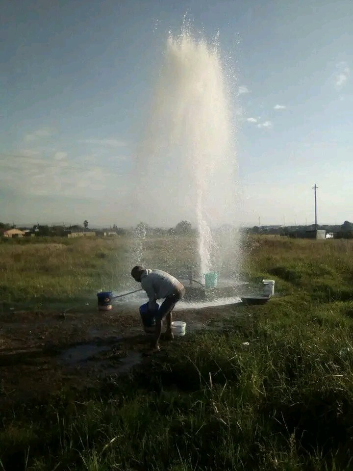 vaal_journal1's tweet photo. Situation at Lusaka Parys https://t.co/x7KwUkVIZb