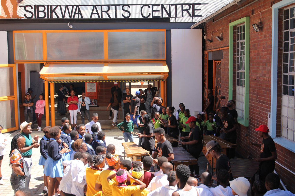 Day1 of the Artists in School Festival '23 kicked off with a bang  yesterday  with 9 schools  showcasing the incredible talent  their young artists possess.
After day1  we are excited  to see what  day2 has in store.
#SibikwaArtsCentre #performwithpurpose  #Artistinschools23