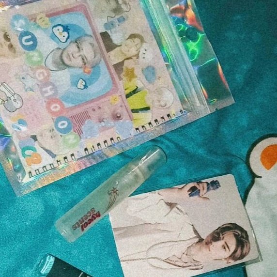 for95vm_sunsun's tweet photo. Another one!! 
Kay Heeseung pogi naman 🫢😍 So far both PSH &amp;LSH, super bango gosh!! as always thanks @ByeolScents  for the smooth trans and this comeback project ~~ waiting po sa restock ng SunSun 🙏🤍 
#ByeolScents_Feedback https://t.co/LuXQDUg81a