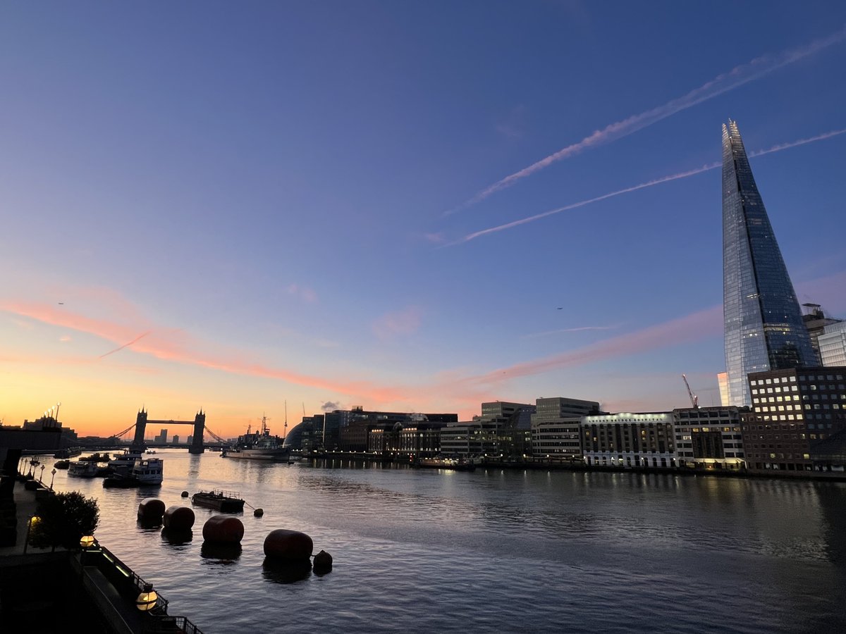 Jim_B_71's tweet photo. Perfect ten on the Thames - glorious morning 🌅#london #thames #riverthames #thamespath #greenwich #sunrise #spring #springsun #springsunrise #cuttysark #canarywharf #towerbridge #theshard https://t.co/cUgJp1EZy6