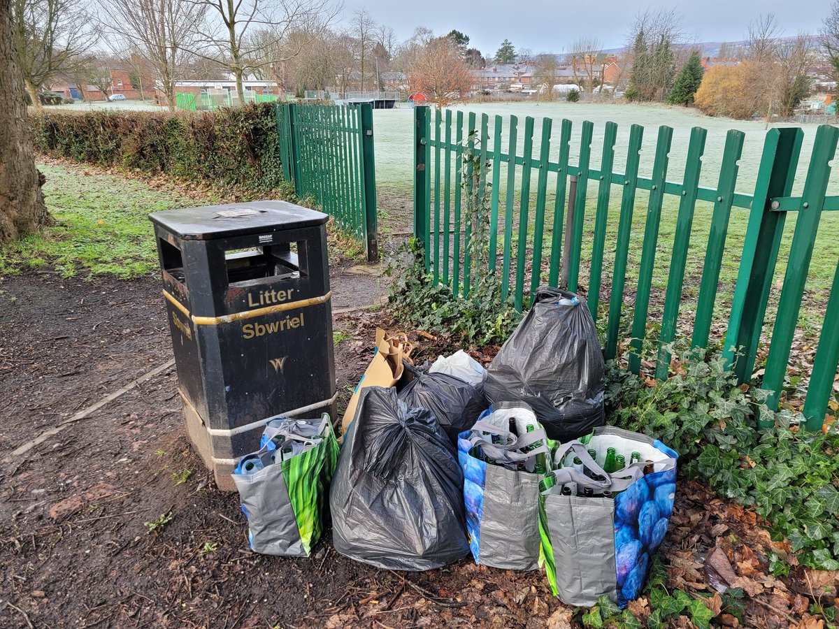 LitterWrexham's tweet image. Flytip Chester Road. Reported this morning. Likely due to bins not being collected last Friday in Rhosddu due to snow. No excuse though. Take it the recycling centre!! #flytip #Wrexham