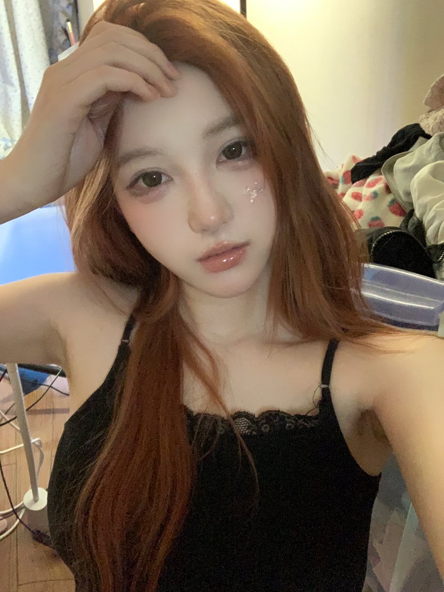 早知道你喜欢姐姐，我就不装夹子了 https://t.co/QQngLY8I07