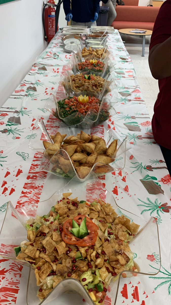 JCD_ArabicB's tweet photo. Arabic week canβt go without Arabic food. JC staff enjoy the tasty food! @JumeirahCollege @GEMS_ME @KHDA #Arabicweek https://t.co/BD1iMvO1YP