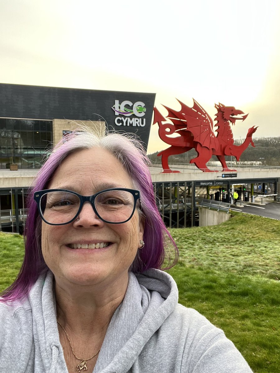 landrews5807's tweet image. @SQLBits and @HeiniIlmarinen’s #AzureArchitech session is starting soon!!