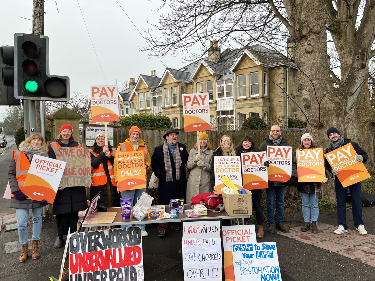 Great to be in Bath with the next generation - superb turnout ⁦<a href="/RElwood96/">Rachel Elwood</a>⁩ ⁦<a href="/DrAlexPhillips/">Alexandra Phillips</a>⁩. So proud of you all.  Not rocket science, just asking to be valued for what you’re worth.