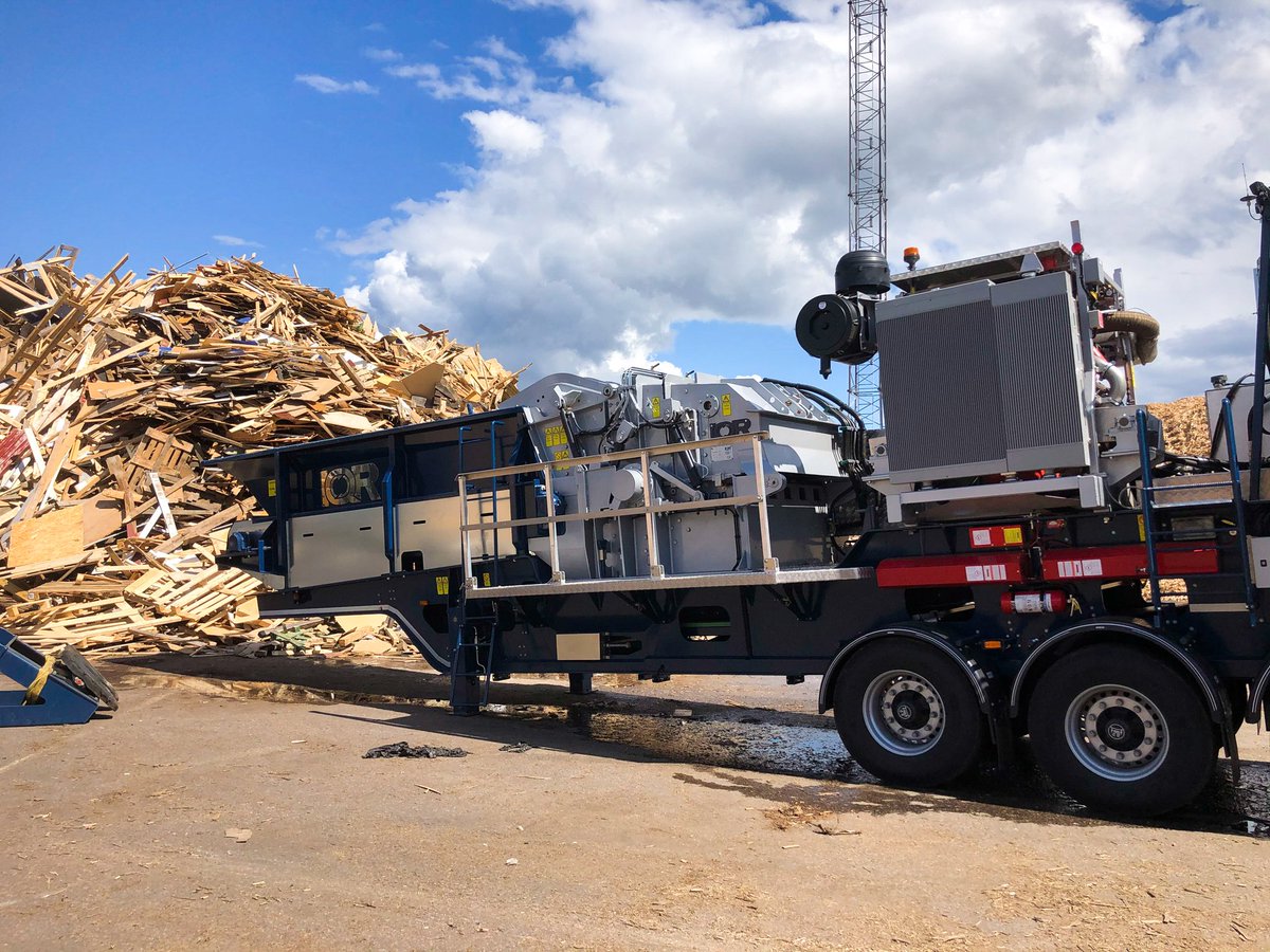 IQRsystems's tweet photo. Are you tired of costly repairs due to #uncrushable objects? 
Do you want to crush more #waste?
Our #FlexHammer #crushers are the answer.
⁣
⁣Read more https://t.co/xuKn7h0cOT
Läs mer  https://t.co/529A2Qnx4e

  #recyclingequipment #wastesolutions #krossverk  #recyclingsolutions https://t.co/nDYvyUQCxm