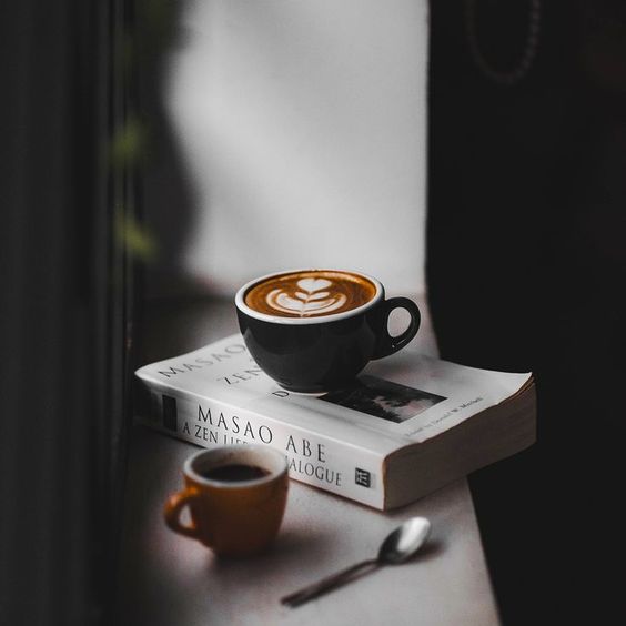 Koda03048551's tweet photo. Coffee &amp; Book
#Coffee #morningcoffee #coffeeandbook #CoffeeTime https://t.co/I9XFT69dSK