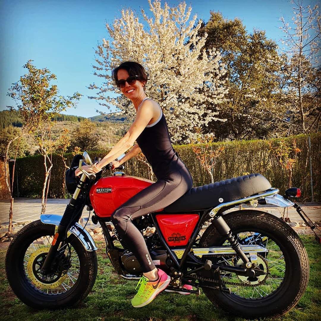 susamarting's tweet image. Esta mujer nacida en Villablino hace 47 años era abogada. Estaba especializada en laboral y formaba parte del turno de oficio de violencia de género en Ponferrada. 

Era deportista.

Era portavoz y cofundadora de Coalición por el Bierzo.

Todo eso, hasta el 27 de mayo de 2020…