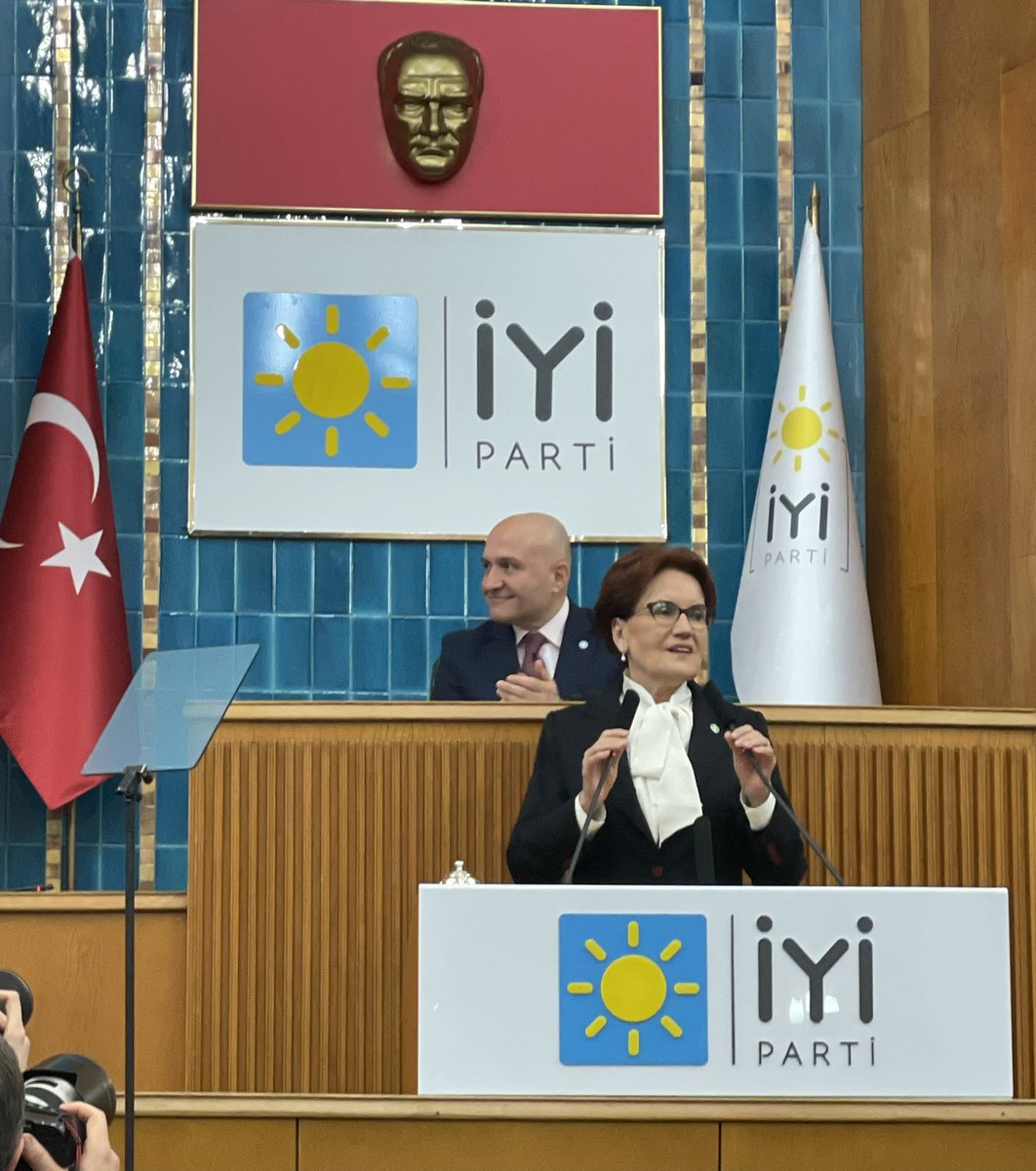cankiriiyiparti's tweet photo. Erdoğan’ın seçim beyannamesinde artık özerklik ve federasyon var.
Erdoğan'ın seçim beyannamesinde ilk 4 maddenin değiştirilebileceği 
Var
#MilletTarihYazacak https://t.co/V1n2GCTLDs