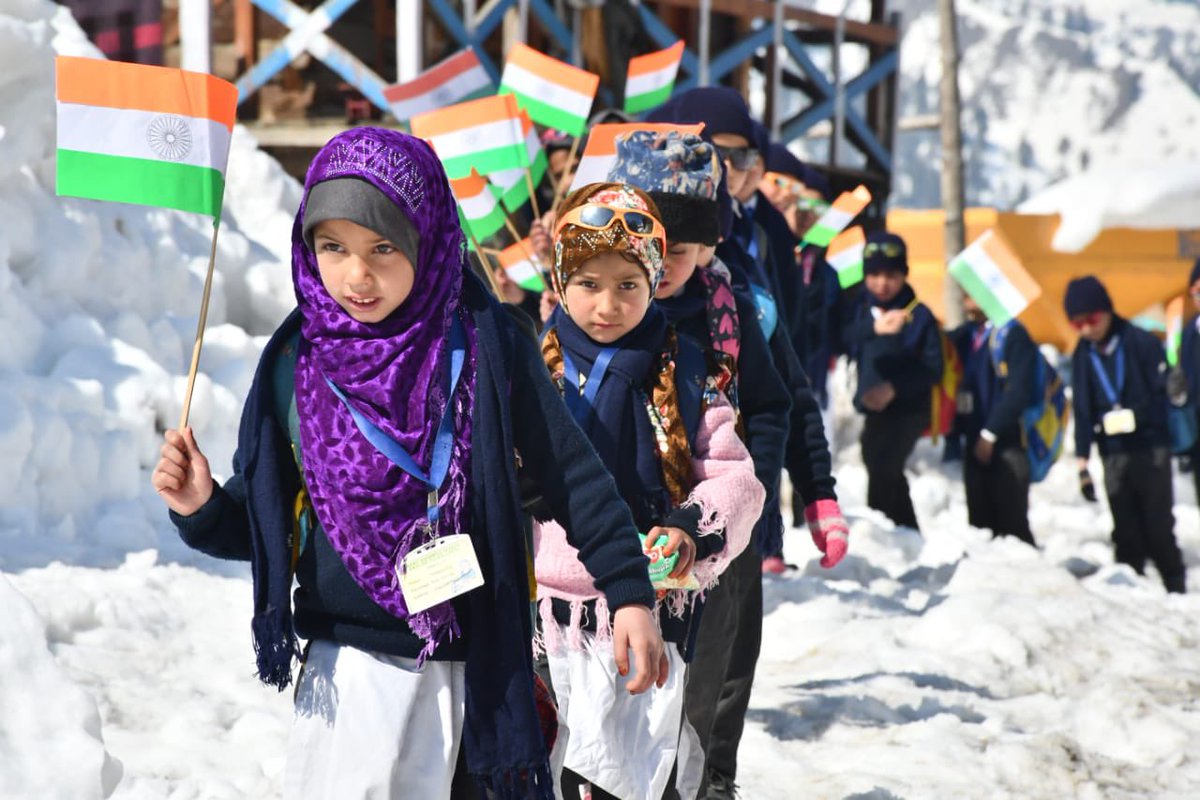 gijojoseph1982's tweet photo. #Kids of #Kashmir Valley #JammuKashmir in joy to rejoin #ArmyGoodwillSchool for a new academic session to seek new lessons for a brighter #future #GetReadyForAGS @Tiny_Dhillon @umaskai @dcjammuofficial @dcbandipora @owais_ias @PIBHRD @PMOIndia @OfficeOfLGJandK @prodefencejammu https://t.co/nJPhZWUQfG