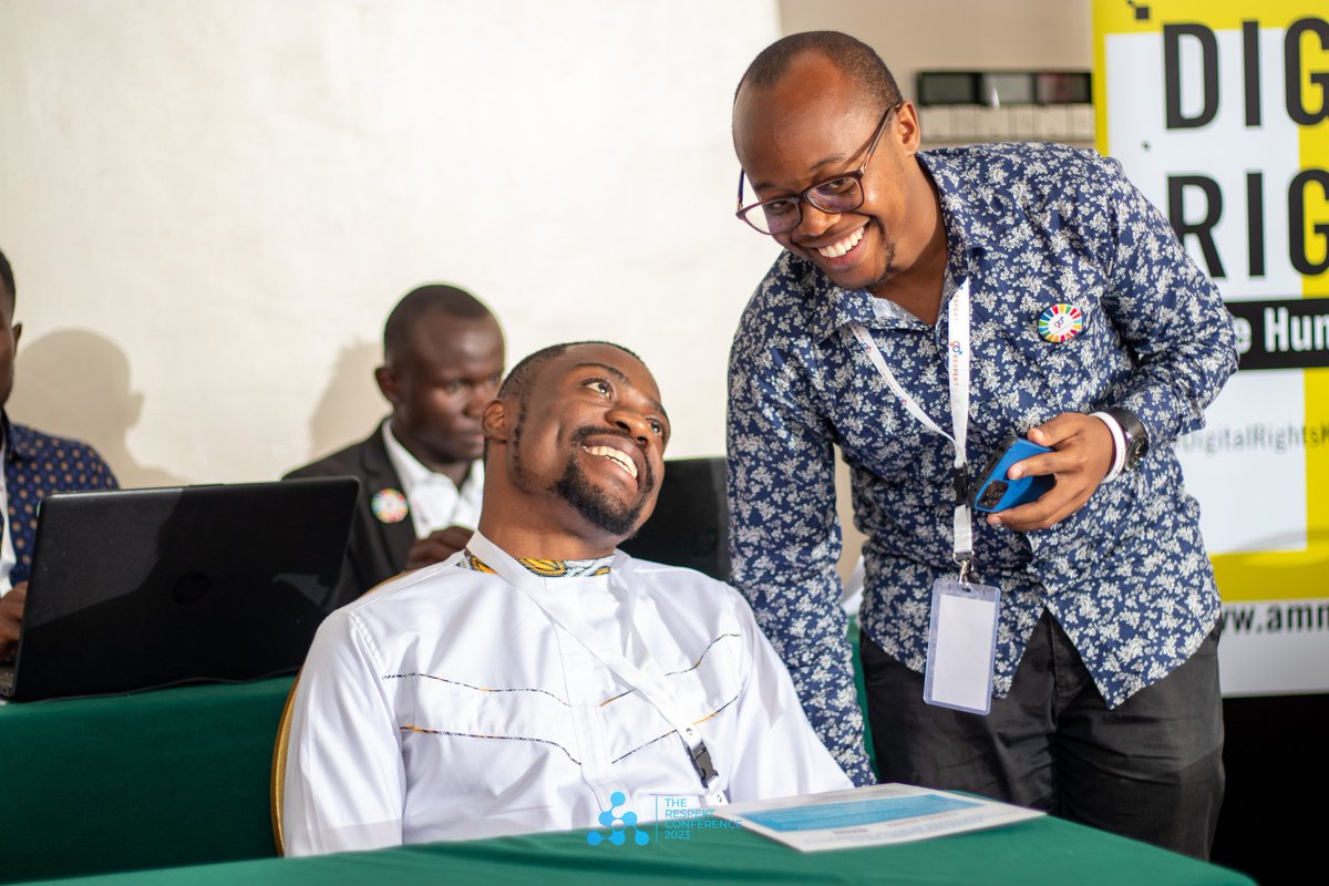 Respekt_kd's tweet photo. If only men could be this happy when accompanying their female patners to clinics to consult on sexual and reproductive health issues.
#malEngagement
#tuchangamke
#NiSisiSote
#RespektConference https://t.co/MjnP1SrTBy