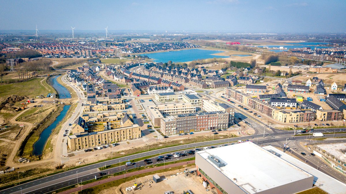 regioAN's tweet photo. Vandaag zijn de Provinciale Statenverkiezingen 2023, stem ook!🖍
In aanloop naar de totstandkoming van het nieuwe Gelderse coalitieakkoord vragen wij aan de provincie om de Groene Metropoolregio met raad en daad bij te blijven staan. ➡ https://t.co/xMIiFt0TrB https://t.co/PbZIMGW5yo