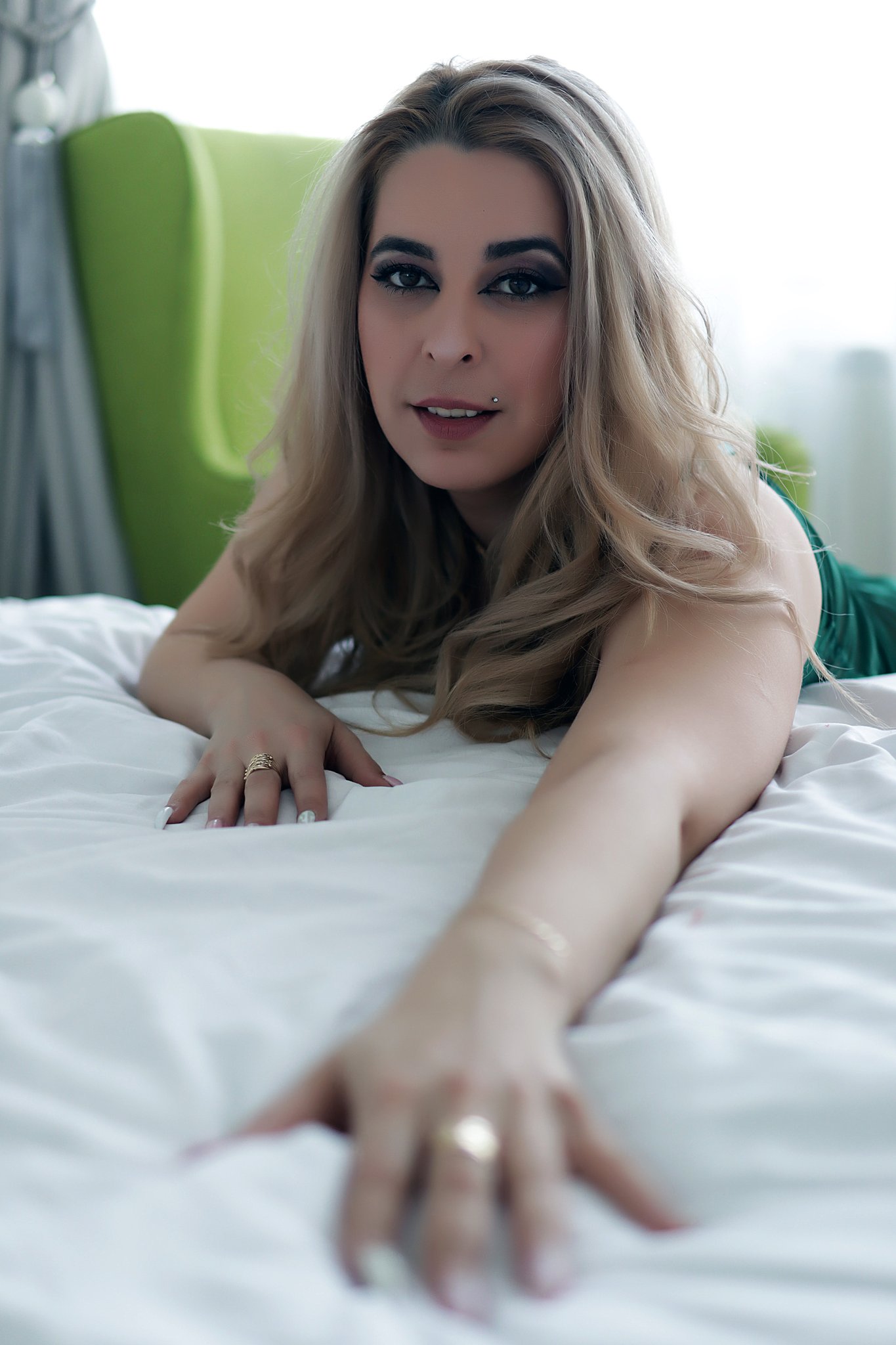 Asly Muslim Model for @SugarBounceCams on Twitter: "Wish I was in ur arms right now... #