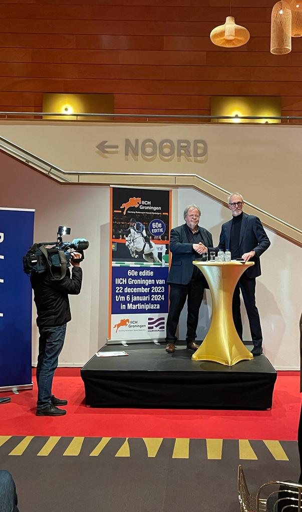 Het Internationaal Indoor Concours Hippique Groningen komt naar Martiniplaza van 22 dec 2023 t/m 6 jan 2024. Ruitersport Noord-Nederland is een samenwerkingsovereenkomst voor 5 jaar aangegaan met Martiniplaza, met een optie om met 5 jaar te verlengen. ℹ lnkd.in/eWAxmWtC