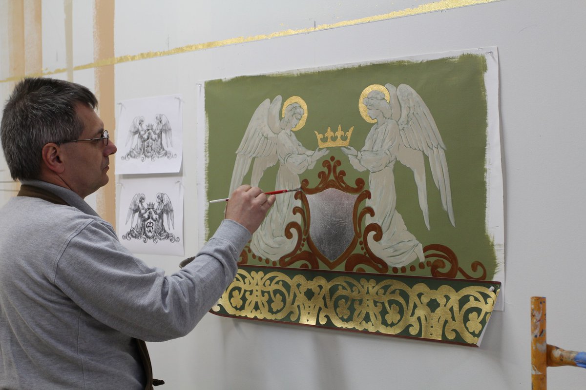 CLA_1976_'s tweet photo. Beautiful #ChurchDesigns are brought to life by one of our talented artists, using the guidance of a sketched #Rendering.
#LiturgicalArt #SacredArt #SacredDesign #LiturgicalDesigns #InTheStudio #StudioScenes #ChurchDesign #CommissionedArtwork #CustomArtwork #PaintedArtwork https://t.co/30DHQae3Q7