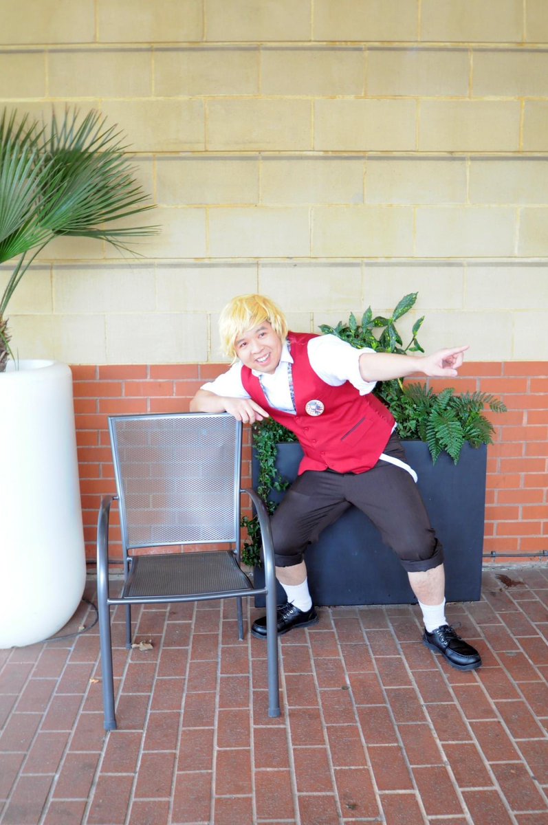 This weekend at Minamicon my wonderful friends did a Fate/Strange Fake cosplay group with me! This has been my favourite Fate series since 2015 and I’m so thrilled it’s getting an anime <a href="/Fate_SF_Anime/">TVアニメ『Fate/strange Fake』公式</a> finally! The hype is real!!! 

#fatestrangefake #fsf #fsfcosplay #cosplay