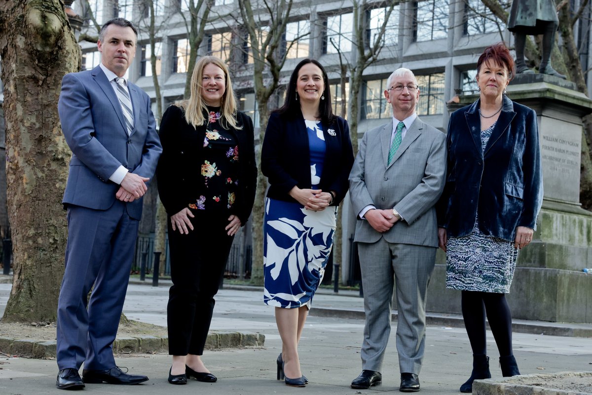 DeptCultureIRL's tweet photo. Coimisiún na Meán formally established today

Minister @cathmartingreen looks forward to working with its Executive Chairperson &amp; Commissioners “as we chart a new path for the regulation and development of the media sector”.

Info: https://t.co/w9OF7ZKzrs

#OnlineSafety #Media https://t.co/v1VTnm8x3r