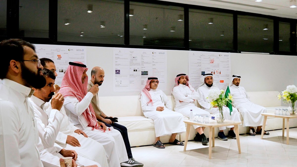 INNOENTCOM's tweet photo. 8مارس 2023م
ختام مرحلة اختيار المشاريع للدخول في الاحتضان في حاضنة حلول وذلك ضمن برنامج رواد الابتكار بدعم ورعاية بنك الجزيرة https://t.co/ro2JgBCDvk