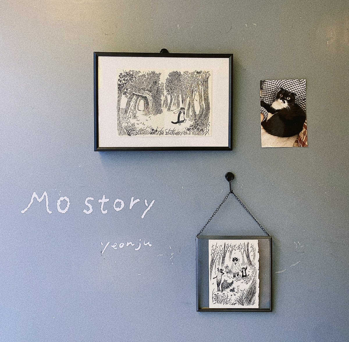 chemarunarae's tweet photo. 다시 상수동.
땡스북스 모 이야기 원화 전시.
#모이야기 #mostory #엣눈북스 #atnoonbooks #땡스북스 #땡스북스_엣눈북스 https://t.co/khoH6XkjWN