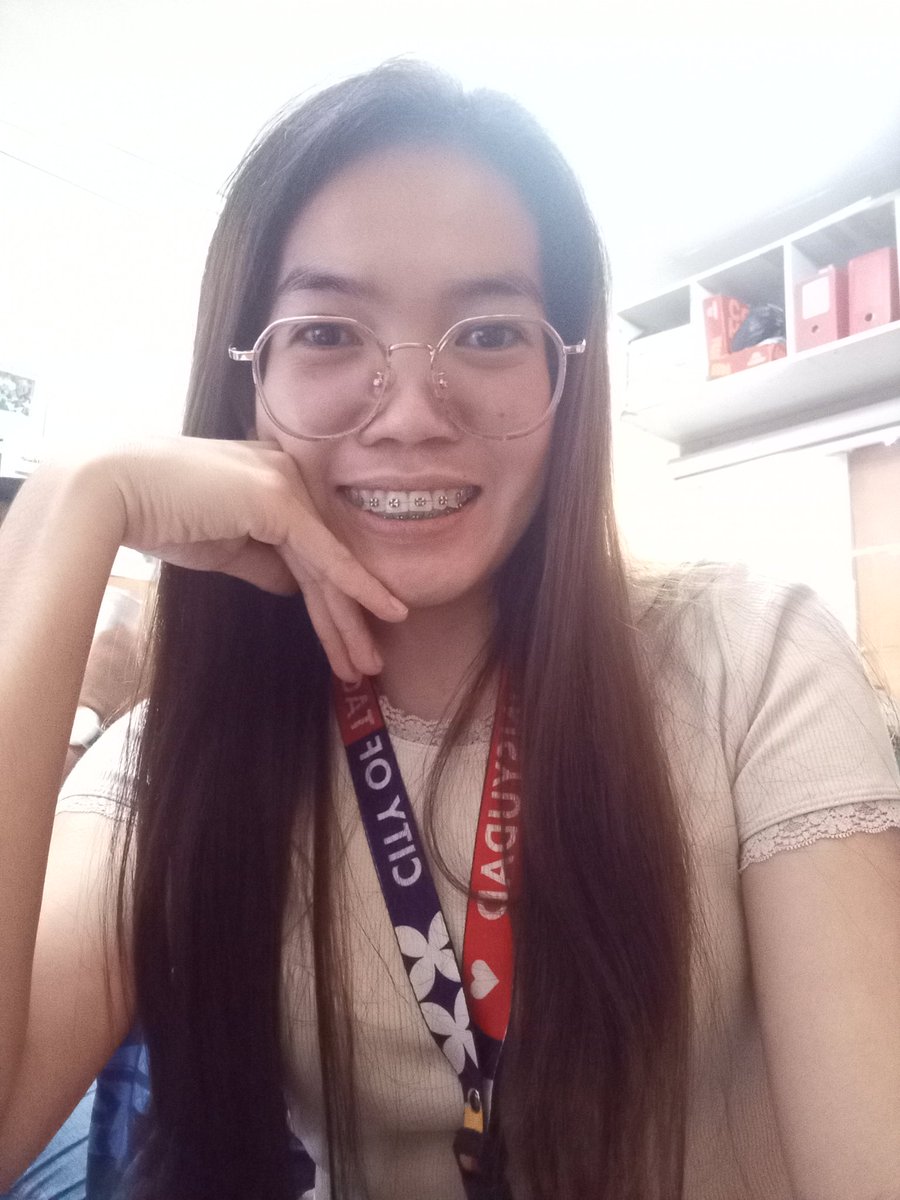 Rolieme22's tweet image. 94th day of braces 😁

#overbite