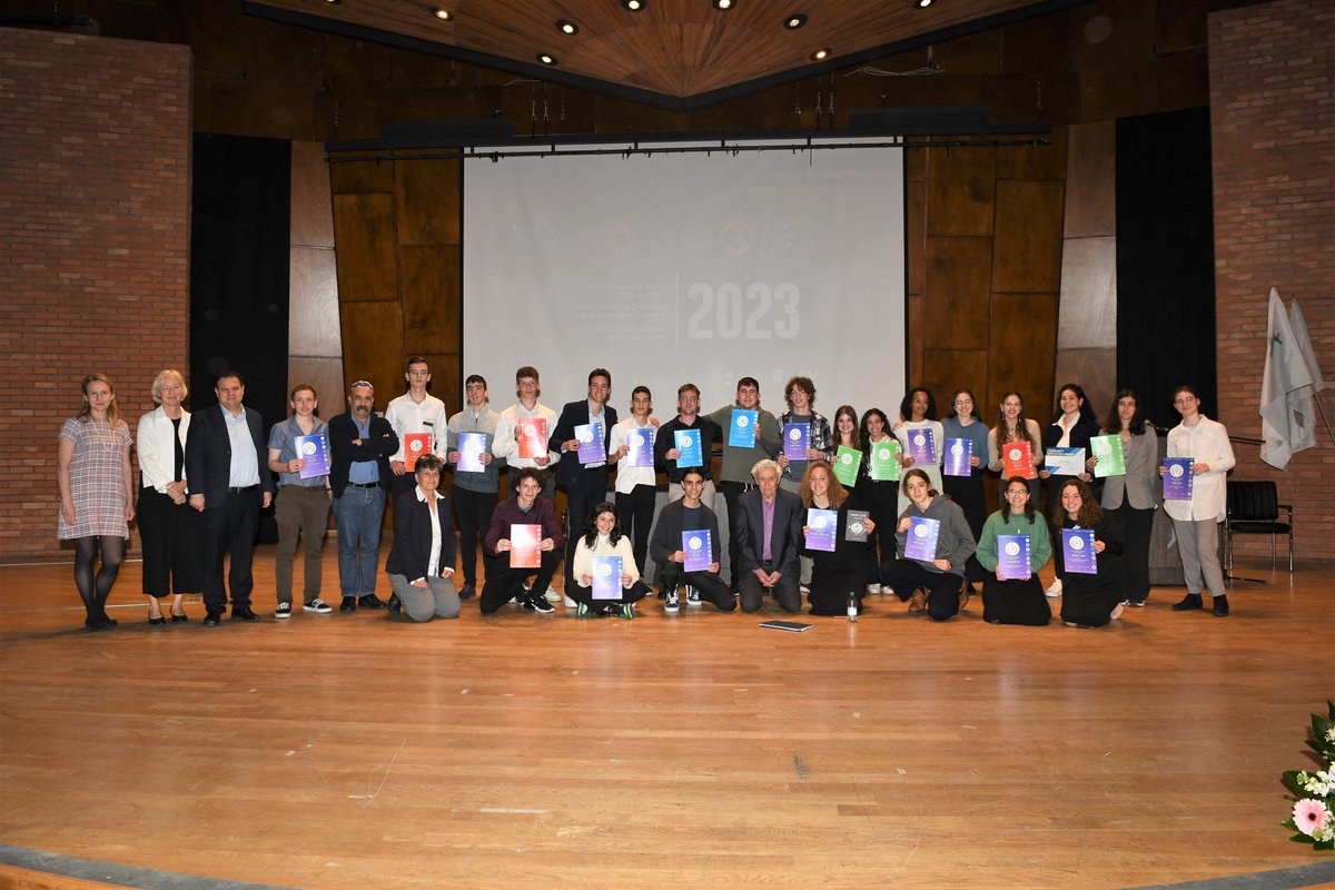 EUinIsrael's tweet photo. How inspiring to learn about the amazing ideas of the next generation of Israeli scientists researchers! The head of our Trade Section, Gosia Kowalczyk, was proud to participate in the Israel Young Scientists and Developers Competition award ceremony, which we are glad to support https://t.co/UHYuXdZ7po