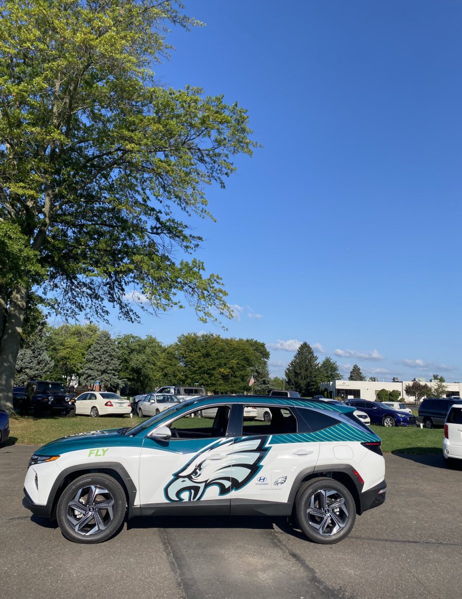 applegraphics's tweet photo. All kinds of wraps and designs! @applegraphics 
https://t.co/K7igadIzCT
215-322-WRAP (9727)
kingofwraps@gmail.com
attn Neal for a qoute https://t.co/b9SX5I9A8M