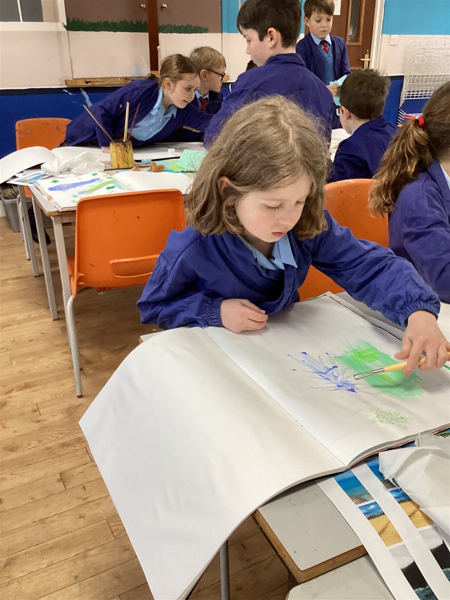 LingfieldPrep's tweet photo. In Art, Year 3 have experimented with collage and mark making skills using a variety of materials.

#futureartist #artlesson https://t.co/O0jhEQk7AU