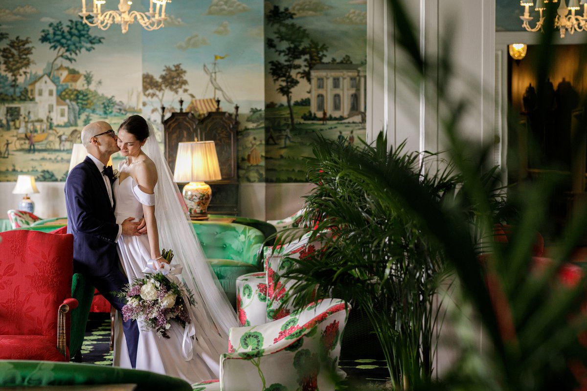 AndrejkaH's tweet photo. Today's final love story of the week at the Grand Hotel spotlights Olivia and Tyler.

Olivia and Tyler were married at West Porch (at 660 ft the Grand Porch is the longest porch in the world!) 

Full post:  https://t.co/XpOCarXWbc https://t.co/G26PVi2iNM