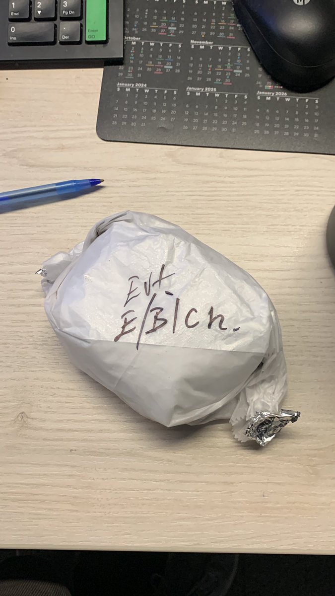 ackeny's tweet photo. everything biiiiiitch https://t.co/WTviHboY5v