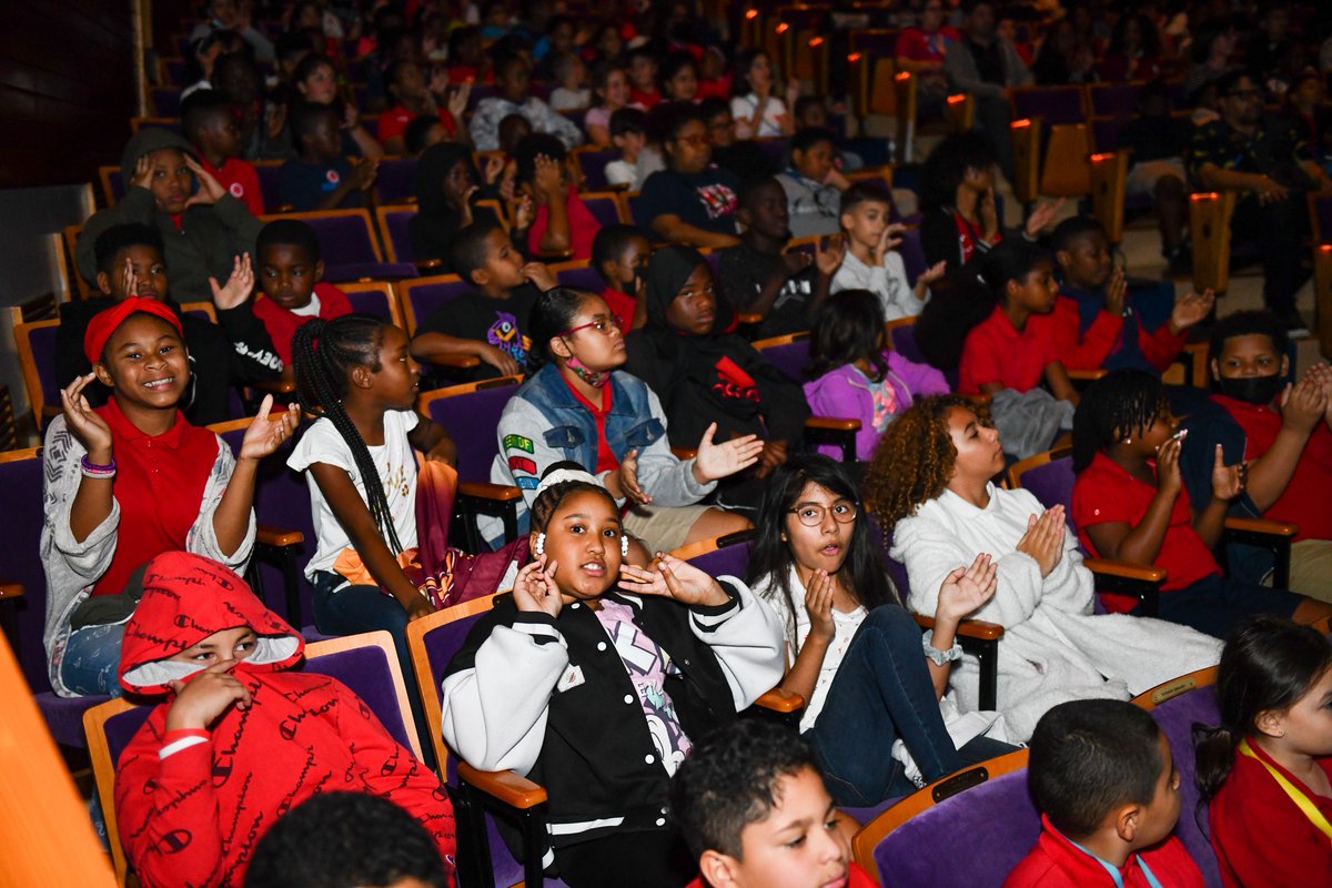 BalladofAmerica's tweet photo. @SabatellaMusic @RamblingStrings performed "A Celebration of America's Music: From Plymouth Rock to Rock &amp; Roll" at @browardcenter for @browardschools on March 13. The two performances were part of @SEASBroward. @America250 https://t.co/neOZdSWKCa