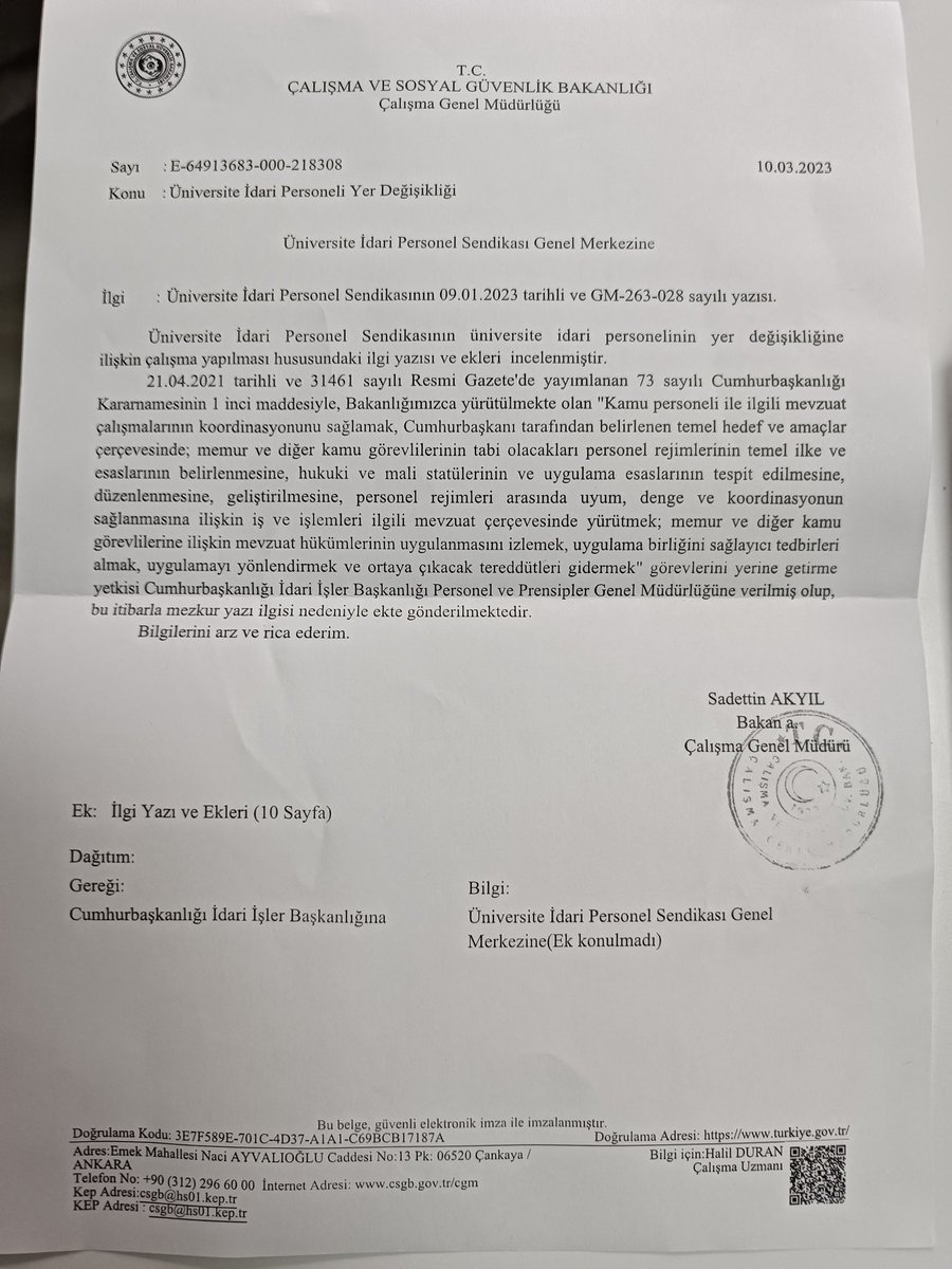 Toplu sözleşmeyi imzalayan, sözleşmedeki iki maddenin yerine getirilmesini sağlayan Çalışma ve Sosyal Güvenlik Bakanlığı, söz konusu sözleşmenin üçüncü maddesi ve üni idari personeli olunca bu işlere Cumhurbaşkanlığı bakıyor diyor!
<a href="/csgbakanligi/">T.C. Çalışma ve Sosyal Güvenlik Bakanlığı</a> <a href="/vedatbilgn/">Vedat Bilgin</a>