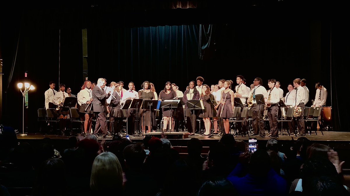 Charlotte-Mecklenburg Schools tweet media