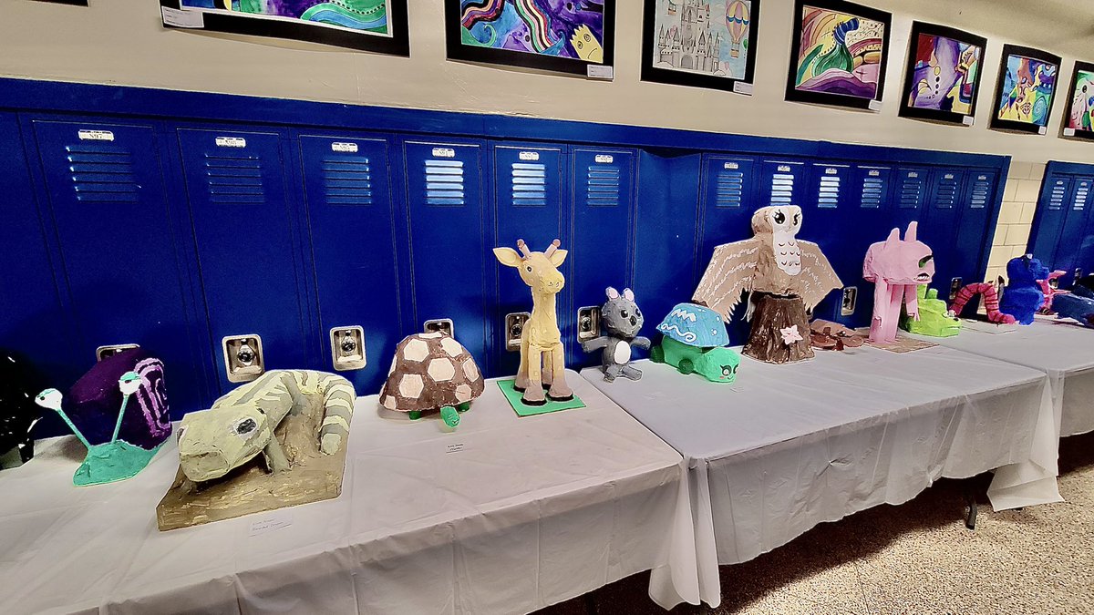 Charlotte-Mecklenburg Schools (@charmeckschools) on Twitter photo North Meck High School's got talent! From paintings to sculptures, their student art show was a wonderful display of creativity. #YouthArtMonth #PublicSchoolProud <a href="/NorthMeck_CMS/">North Mecklenburg HS</a> North Meck High School's got talent! From paintings to sculptures, their student art show was a wonderful display of creativity. #YouthArtMonth #PublicSchoolProud <a href="/NorthMeck_CMS/">North Mecklenburg HS</a>