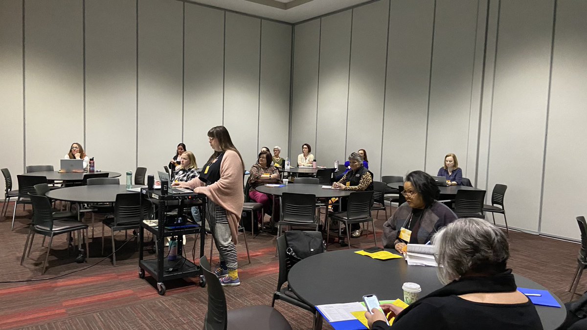 Lara Ivey tweet media