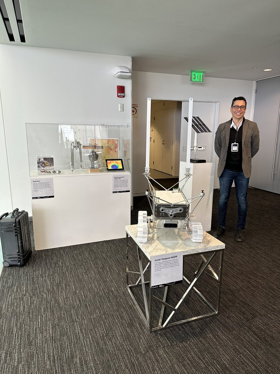 Ariel Ekblaw tweet media