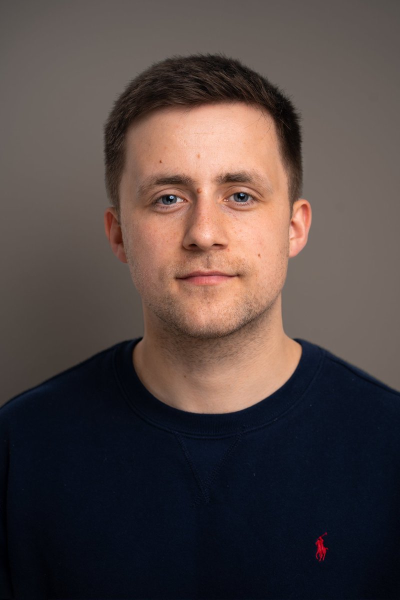 bradhutchactor's tweet image. A few new headshots courtesy of Daniel Potts photography. I'm so glad I've got these as I definitely used my last ones for way too long😂
#actorslife #actingheadshot