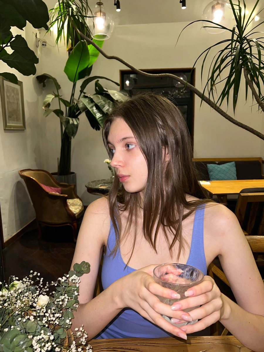 AstraMeredith's tweet photo. life is a flower, and love is the honey of the flower🌸 https://t.co/lV2gf5AZeM