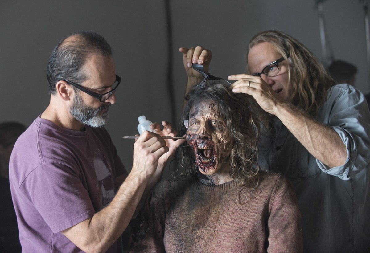 UndeadWalkingFS's tweet photo. March 15, 2015 #TWD Ep. 514 Spend 
#TheWalkingDead Behind the Scenes https://t.co/RJgkjySM1l