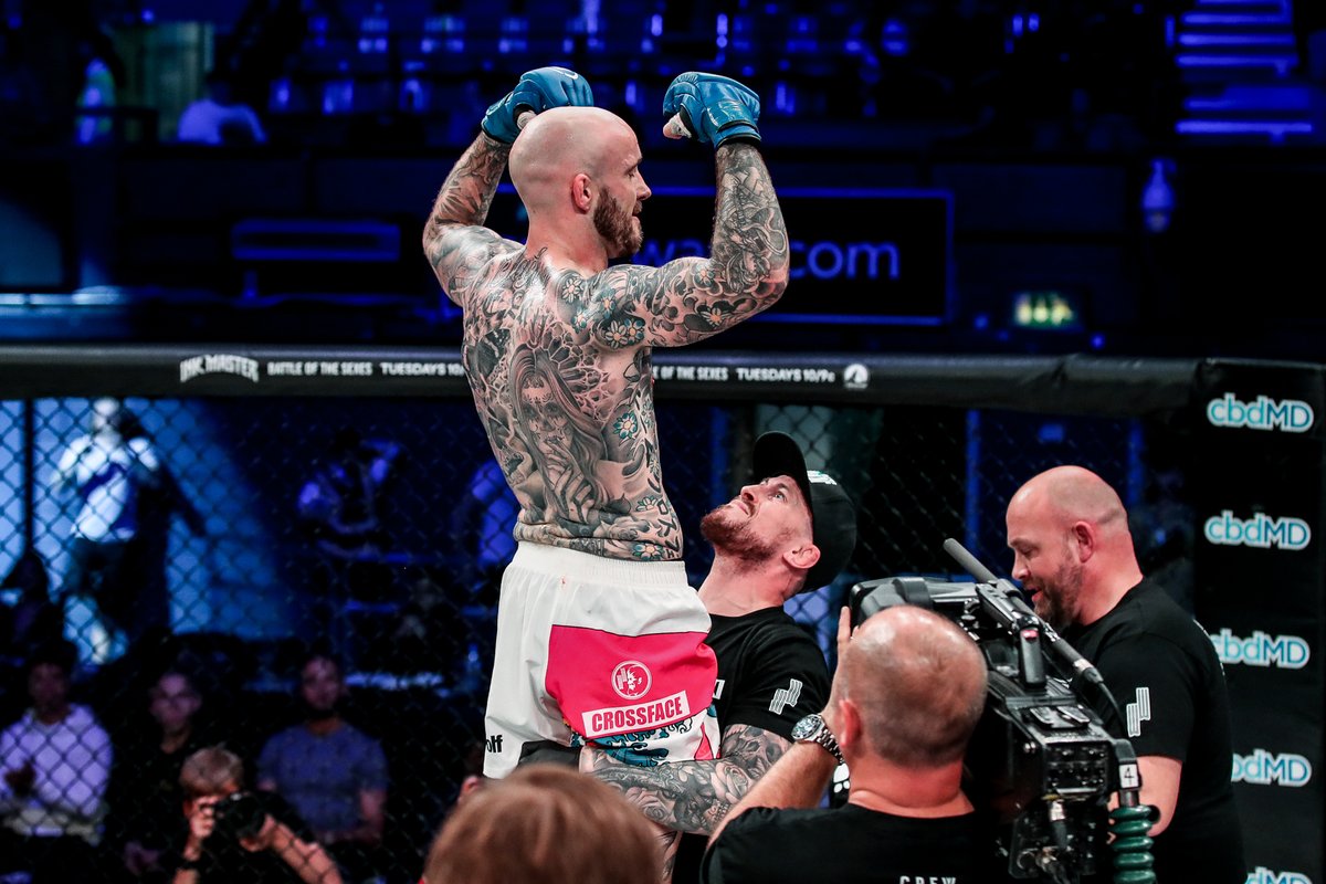 🔥 <a href="/Leary8mma/">Charlie Leary</a> is looking to start 2023 with a W as he returns to the Bellator cage to face <a href="/ymedeiros/">Yancy Medeiros</a> in Hawaii, April 22nd!

#Bellator295 | Stots 🆚 Mix | <a href="/BBCiPlayer/">BBC iPlayer</a>