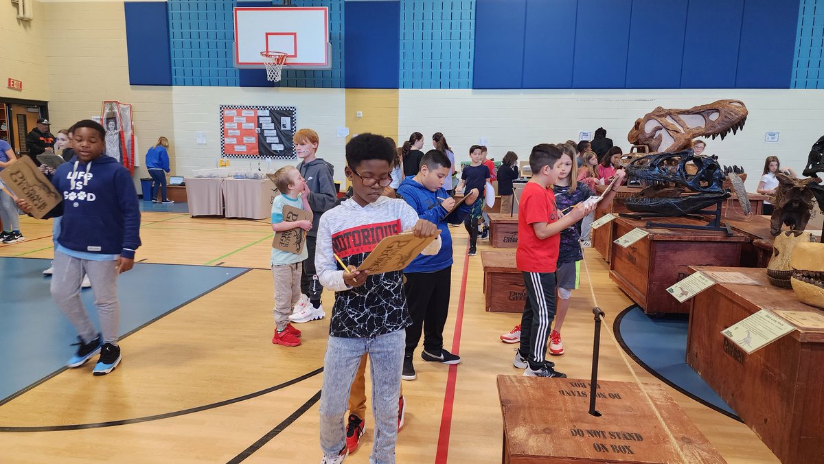 CubsAMP's tweet photo. All students are experiencing Dinosaur George today. @DinosaurGeorge #RISD #risdartsmart #risdartsmart #cubslearn #bseart #iloverockwallisd #risdlearns #bselearns #bettertogether #risdfinearts #itstartshere #bsecubs #AMPCubs #CubsAMP #RISDkidsmakemusic https://t.co/MceCmnD6Fe