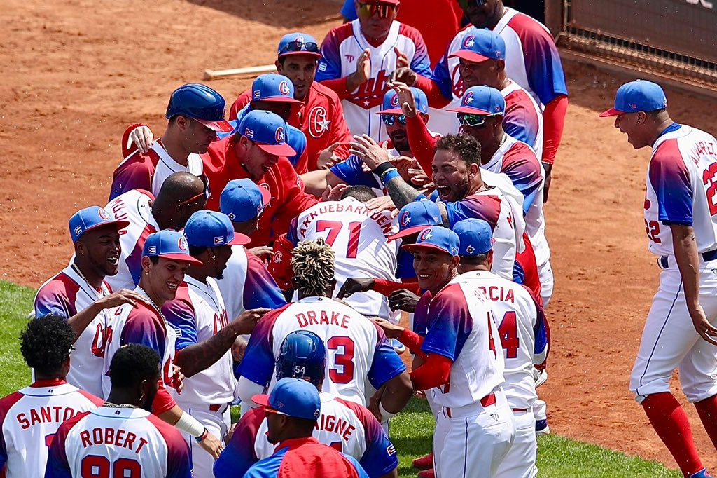 Otra alegría en esta mañana, #elCubaClasico nos lleva otra vez a soñar en grande. #TeamAsere 👏🇨🇺