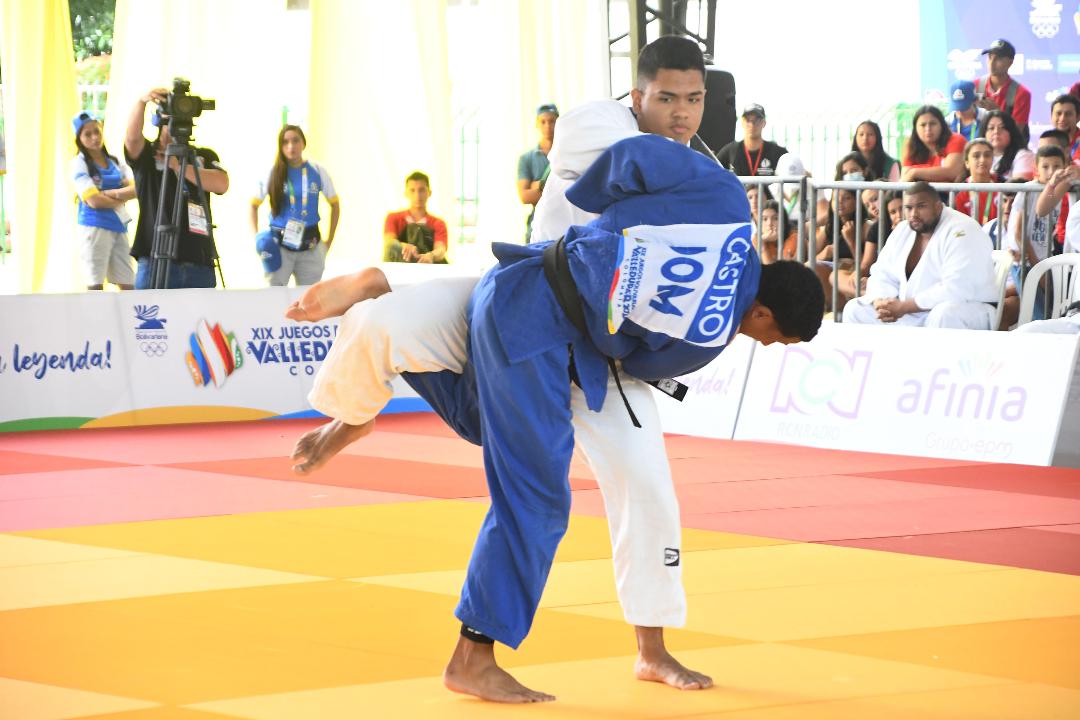 Judocas buscarán puntos en el Open Panam senior Colombia🥋

Más información👇
bit.ly/3FqEFu3

 #judouniversitario #judord #judo #judokas #judoca
