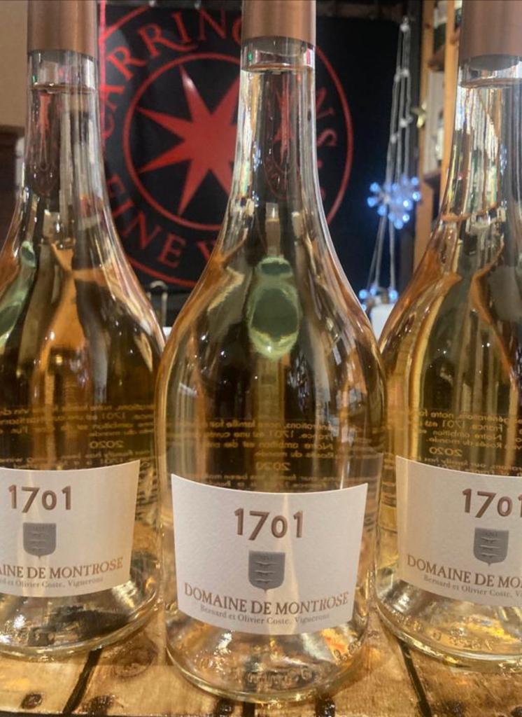 This Mother's Day (19th March), don't just say 'thank you', say 'cheers' with a bottle of Domaine De Montrose, 1701 #Rosé, 2020. 💕
@CarringtonsMcr #chorlton #didsbury #trafford #domainemontrose #winelover #winestagram #suddefrance #france🇫🇷#Mothersday2023 #organic #biodiversity